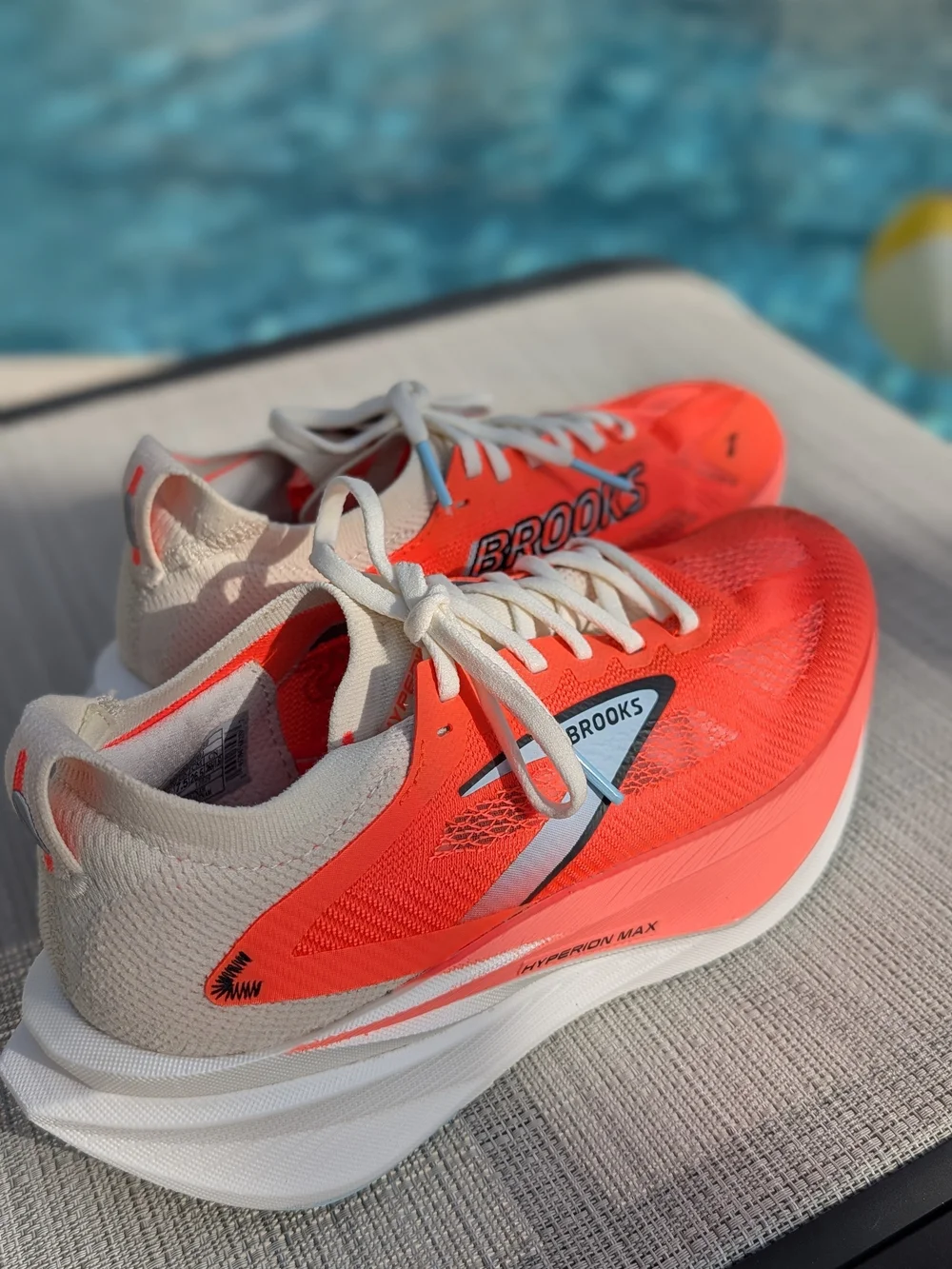 Brooks Hyperion Max 3 Women's Size 9.5 Fiery Coral Running Shoes 1204551B659 - Picture 5 of 12